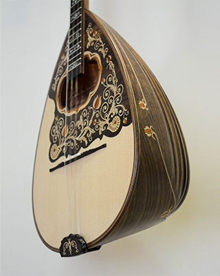 3 strings bouzouki